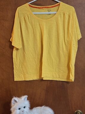 HUE Sunny Yellow Short Sleeve Scoop Neck PJS